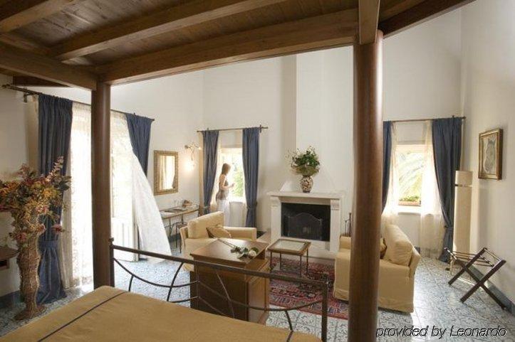 Hotel Dimora Caiammari Luxury & Spa 5*